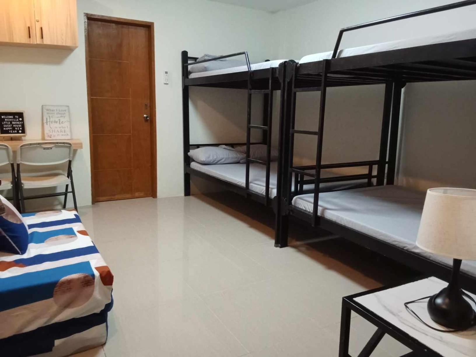 Richville Little Boracay Guest House Calatagan Eksteriør bilde