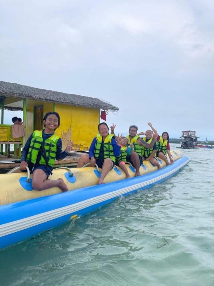 Richville Little Boracay Guest House Calatagan Eksteriør bilde